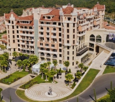 Хотел Роял Касъл, Елените 