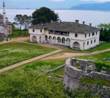 ЙОАНИНА - МЕЦОВО - КОСТУР - ОСТРОВ СВЕТИ АХИЛ