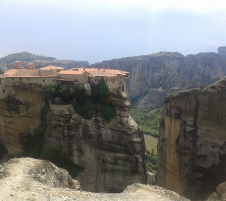 Екскурзия с автобус до Солун - Паралия Катерини - Метеора - Лутраки Позар за септемврийски празници  