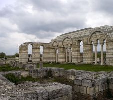 ЗЛАТНИЯ ВЕК НА БЪЛГАРИЯ - ВЕЛИЧИЕ И ДУХОВНОСТ -ПЛИСКА И ПРЕСЛАВ