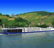 Речен круиз по Дунав за коледните базари 12.12.2026