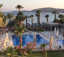 NAGI BEACH HOTEL