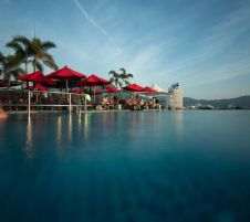 Настаняване по програмата + THE CHARM RESORT PHUKET