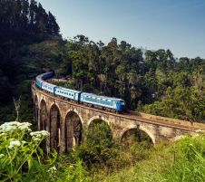 Шри Ланка - тропическо приключение с включен панорамен влак от София - 2026