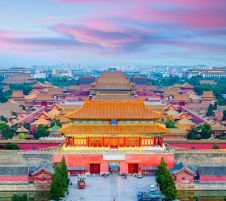 ПЕКИН И ШАНХАЙ – ИСТОРИЯ И ДИНАМИКА – ПОЛЕТ ОТ ВАРНА