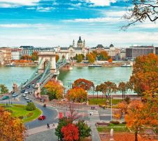Светлините на Будапеща, със самолет и обслужване на български език - отпътуване от Бургас!