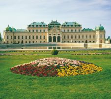 Екскурзия в АВСТРИЯ - ВИЕНА - коледни базари - 4 НОЩУВКИ! Със самолет и обслужване на български език! Полет от СОФИЯ!