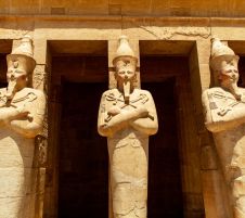 Нова година в ЕГИПЕТ - Съкровищата на ДРЕВЕН ЕГИПЕТ - ХУРГАДА, ЛУКСОР, КАЙРО и АЛЕКСАНДРИЯ с вътрешен полет!