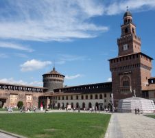 Екскурзия в ИТАЛИЯ - МИЛАНО – столицата на модата, самолетна програма с обслужване на български език с директен полет от Варна