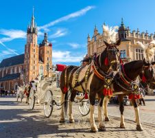 Екскурзия в ПОЛША - вълшебният свят на Краков и Вроцлав - полет от Варна