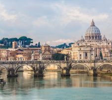 Екскурзия в ИТАЛИЯ - РИМ - сърцето на Империята, 3 нощувки със самолет и обслужване на български език! С директен полет от ВАРНА!