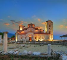 Нова година в Охрид - хотел Unique Resort and SPA **** - 3 нощувки, 3 закуски и 3 вечери, вкл. празнична новогодишна вечеря с богато меню и музика на живо! - екскурзия с автобус