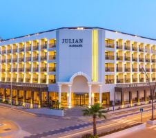 ADA JULIAN HOTEL