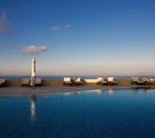 MAJESTIC HOTEL SANTORINI