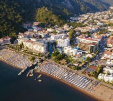 CLUB MUNAMAR BEACH RESORT