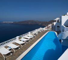 REGINA MARE SANTORINI