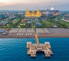 ROYAL HOLIDAY PALACE