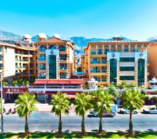 TAC PREMIER HOTEL & SPA