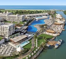 TITANIC DELUXE GOLF BELEK