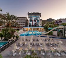 WHITE CITY BEACH HOTEL (ADULTS ONLY)