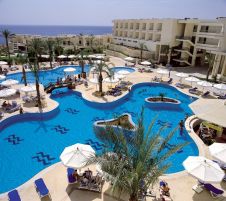 DOUBLETREE BY HILTON SHARKS BAY RESORT