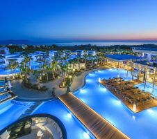 STELLA ISLAND LUXURY RESORT AND SPA