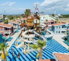 CRYSTAL CLUB WORLD OF COLOURS