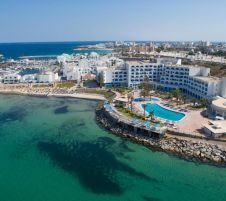 REGENCY HOTEL & SPA