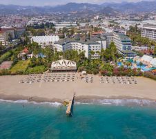 MC BEACH PARK RESORT HOTEL