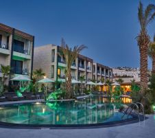 RAMMOS HOTEL