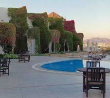 EDEN ROCK NAAMA BAY