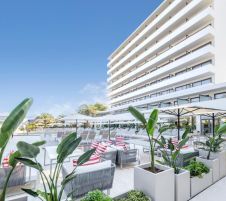 FERGUS STYLE TOBAGO (ADULTS-ONLY 16+)