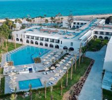 ONE RESORT PREMIUM