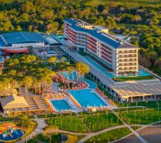 TRENDY PERGE RESORT & SUITES