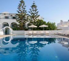 IRIS BOUTIQUE HOTEL SANTORINI