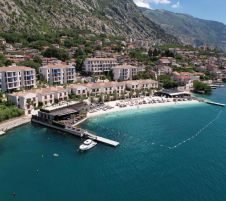 HUMA KOTOR BAY HOTELAND VILLAS