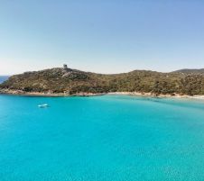 Почивка в тюркоазена Сардиния - полет от София