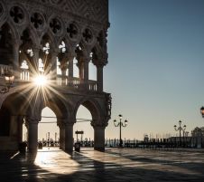 ПОЧИВКА ВЪВ ВЕНЕЦИЯ 2026 - МАГИЯТА НА СЕВЕРНА ИТАЛИЯ - 4 нощувки - полет от Варна