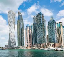 ЧУДЕСАТА на ДУБАЙ и АБУ ДАБИ с БОНУС 4 екскурзии и всички такси - BUDGET вариант от Варна