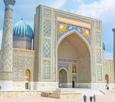 Пътешествие през вековете - Узбекистан с полет  от Варна