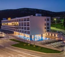 Marea Hotel and Spa