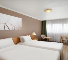 Danubius Hotel Hungaria  или Danubius Hotel Arena